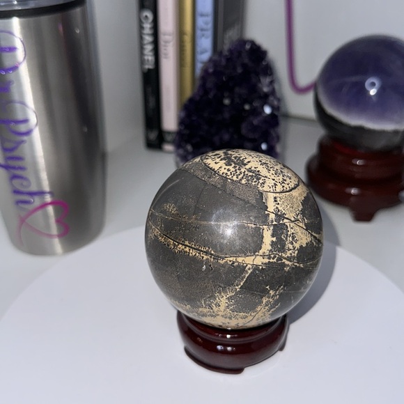 Picture Jasper Sphere - PJASPERSPH-001 78MM - Picture 6 of 8